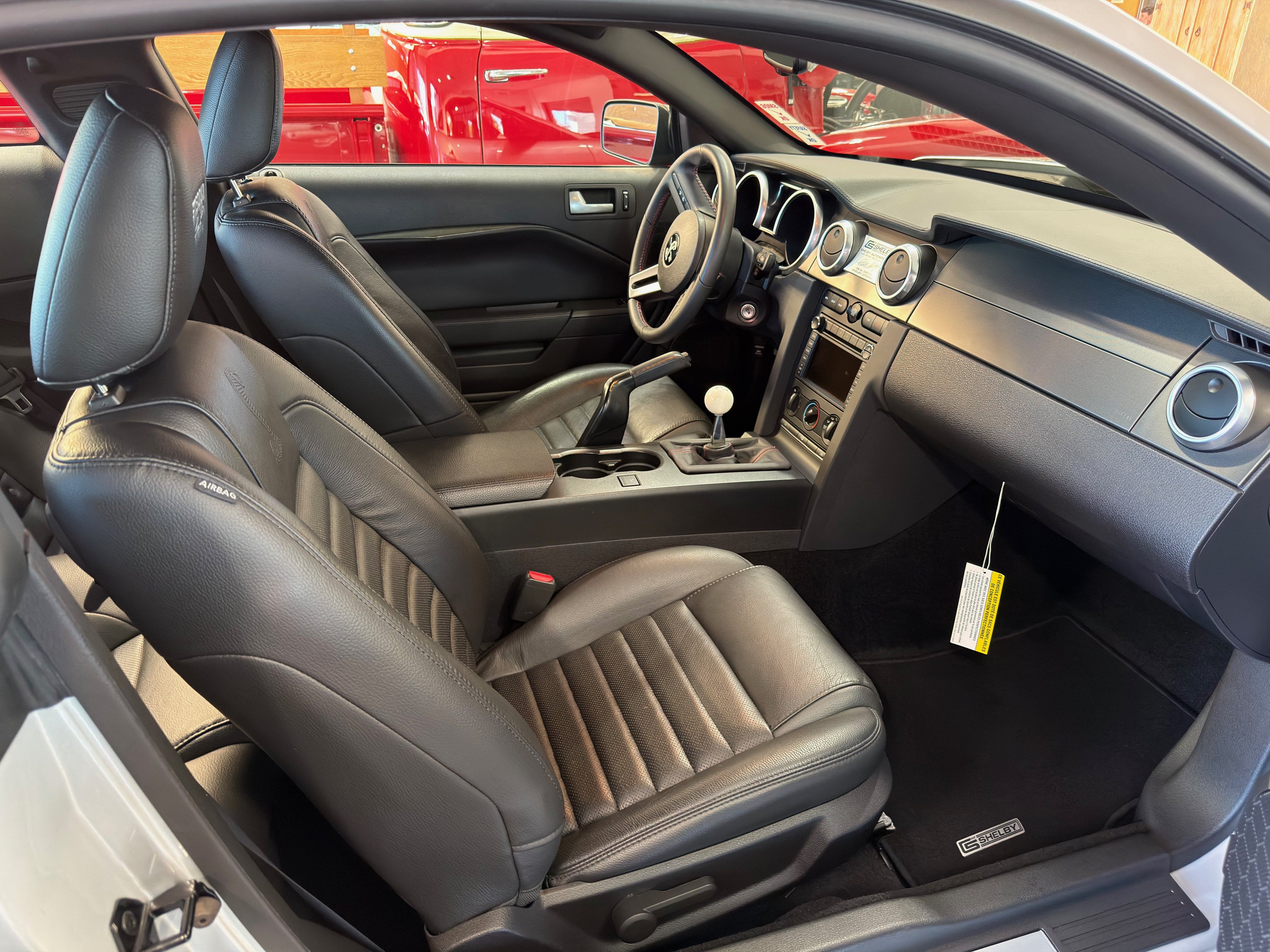 Used 2009 Ford Mustang Shelby GT500 RWD image 10