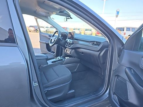 Used 2025 Ford Escape Active image 22