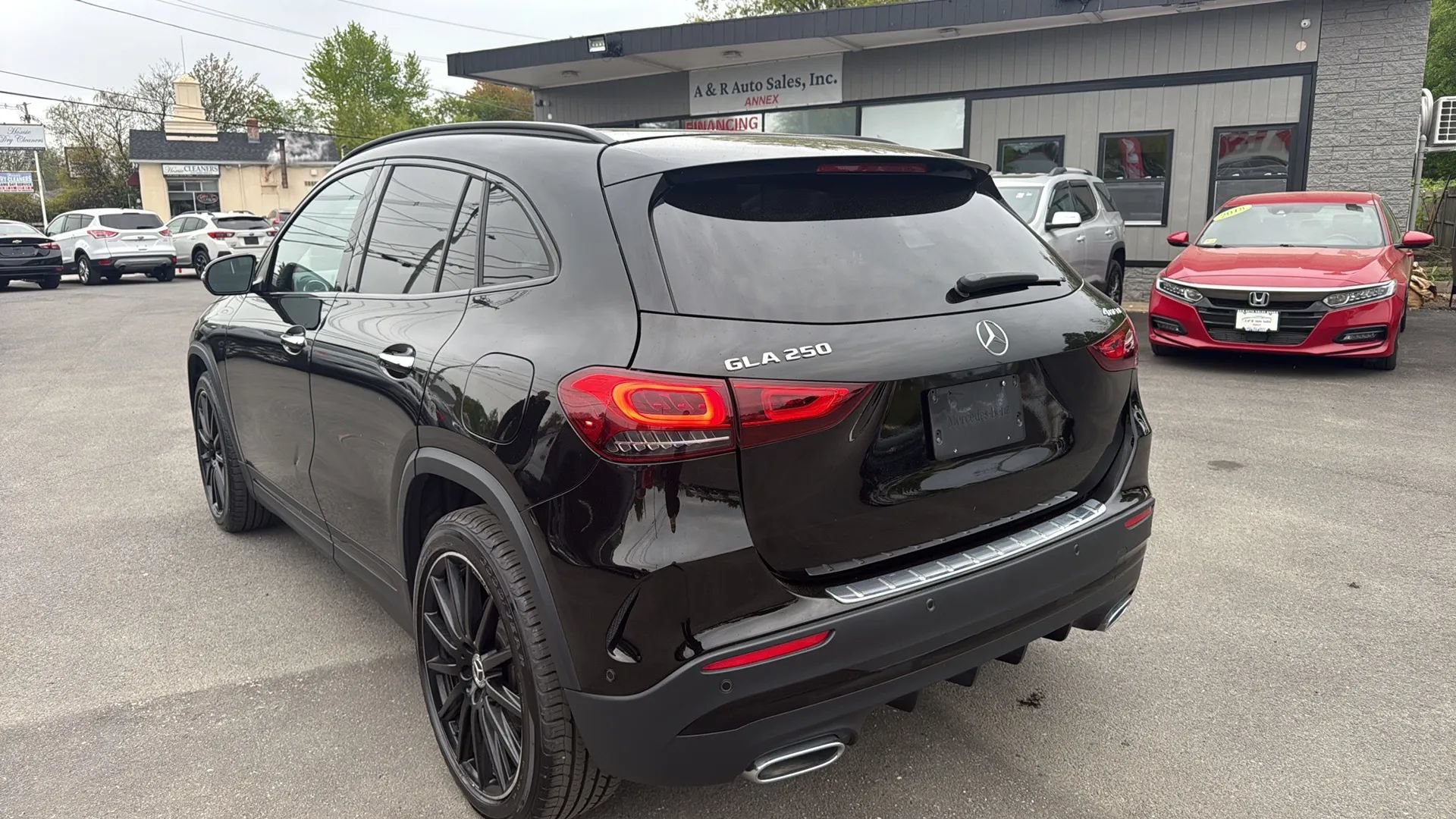 Used 2021 Mercedes-Benz GLA 250 4MATIC image 5