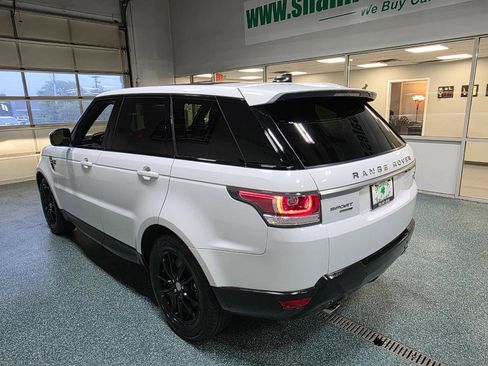 Used 2017 Land Rover Range Rover Sport SE AWD/4WD image 9