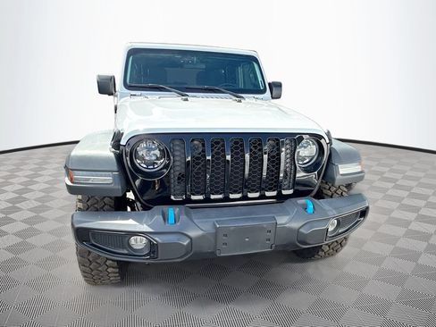 Used 2023 Jeep Wrangler Unlimited w/ Cold Weather Group AWD/4WD image 2
