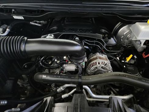Used 2019 RAM 1500 Big Horn AWD/4WD image 35