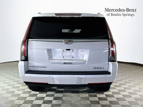 Used 2019 Cadillac Escalade ESV Platinum AWD/4WD image 6