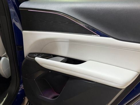 Certified 2024 Cadillac Lyriq Sport RWD image 43