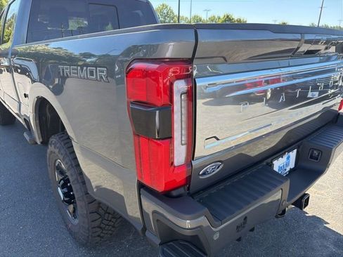 New 2026 Ford F250 Platinum w/ Platinum Plus Package AWD/4WD image 26