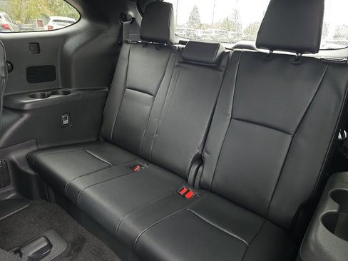 New 2025 Toyota Highlander XSE image 19