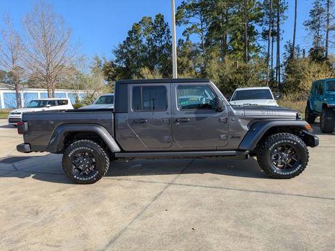 New 2026 Jeep Gladiator Mojave AWD/4WD image 3
