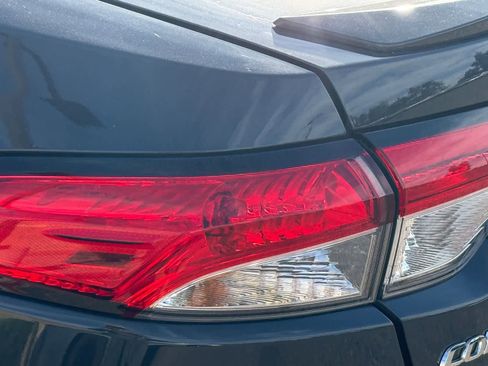 Certified 2024 Toyota Corolla SE image 9