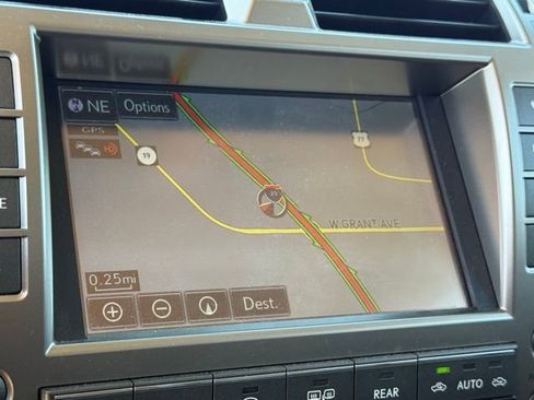 Used 2015 Lexus GX 460 w/ Premium Package image 21