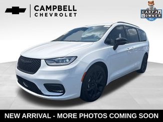 Used 2024 Chrysler Pacifica Touring-L w/ S Appearance Package FWD 360° Tour
