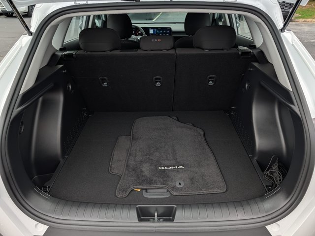 Used 2025 Hyundai Kona SE FWD image 16