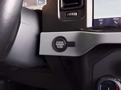 Used 2022 Ford Bronco Badlands image 18