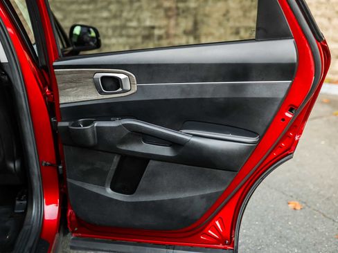 Used 2022 Kia Sorento X-Line EX image 16