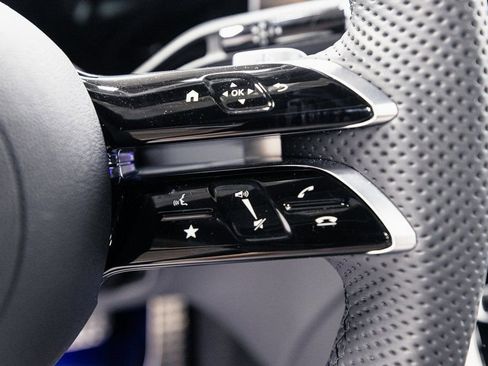 Certified 2026 Mercedes-Benz GLC 300 4MATIC image 13