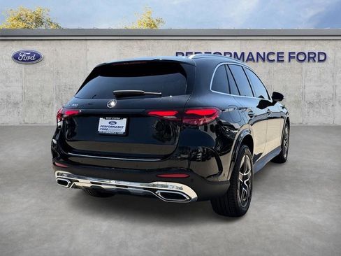 Used 2024 Mercedes-Benz GLC 300 image 8