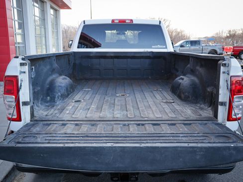 Used 2022 RAM 2500 Tradesman w/ Chrome Appearance Group image 5