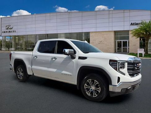Used 2025 GMC Sierra 1500 SLT AWD/4WD image 2