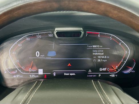 Used 2020 BMW 750i xDrive 750i xDrive w/ Executive Package image 16