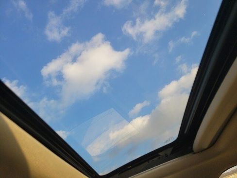 Used 2017 Honda CR-V Touring image 17