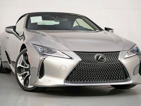 Used 2023 Lexus LC 500 Convertible image 4