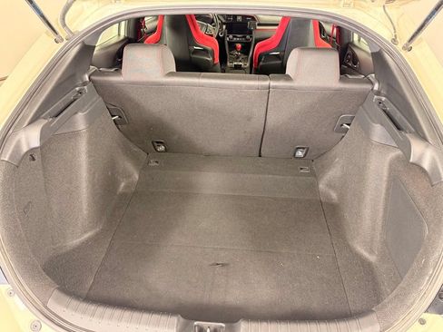 Used 2018 Honda Civic Type R image 13