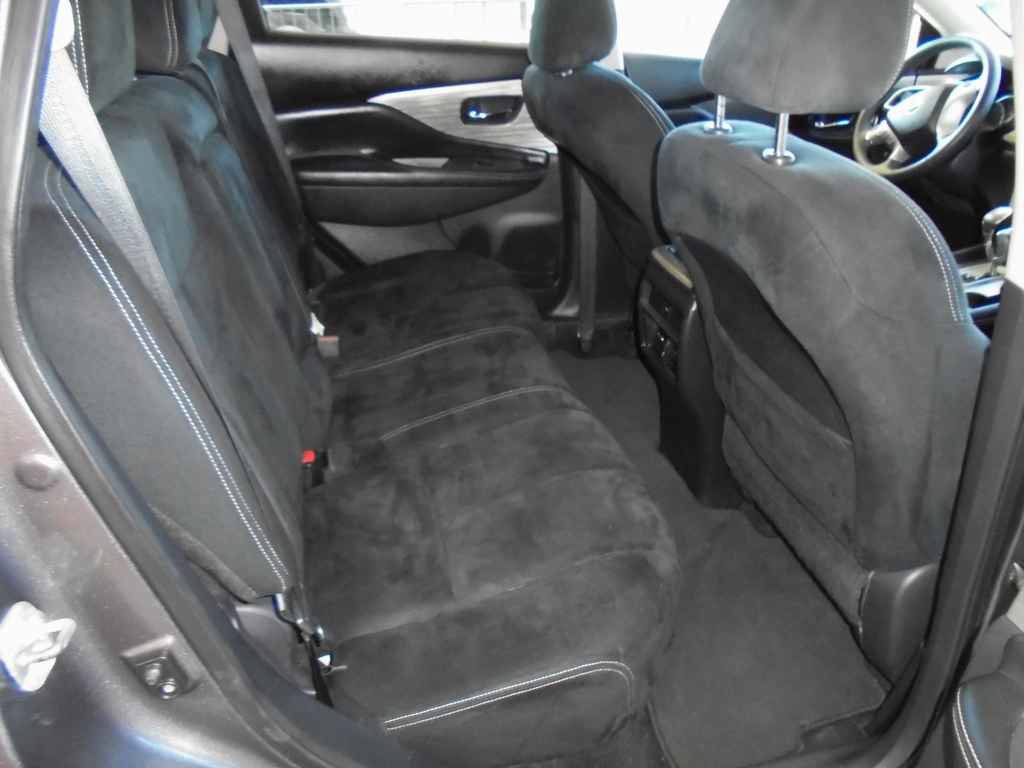 Used 2017 Nissan Murano SV FWD image 10