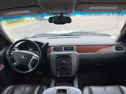 Used 2008 GMC Sierra 2500 SLT w/ Convenience Package RWD image 9