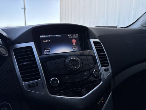 Used 2014 Chevrolet Cruze LTZ w/ Enhanced Safety Package image 16