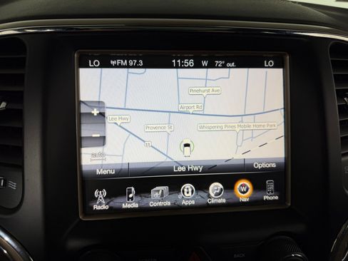 Used 2016 Jeep Grand Cherokee Overland w/ Advanced Technology Group AWD/4WD image 23