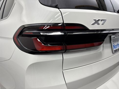 New 2026 BMW X7 xDrive40i w/ Premium Package image 19