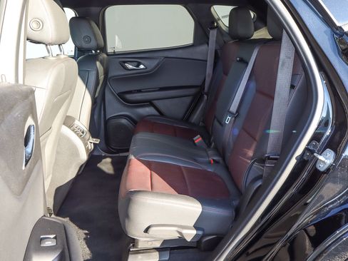 Used 2025 Chevrolet Blazer RS image 8