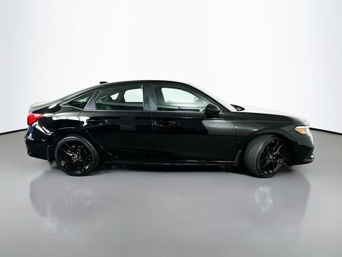 Used 2023 Honda Civic Sport image 8