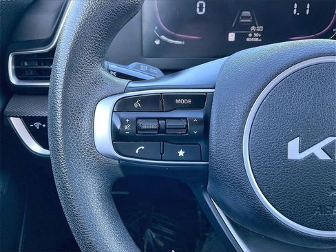 Used 2023 Kia Sportage LX image 21