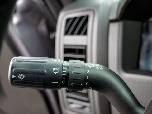 Used 2011 Ford Escape XLT w/ 201A Rapid Spec Order Code image 15