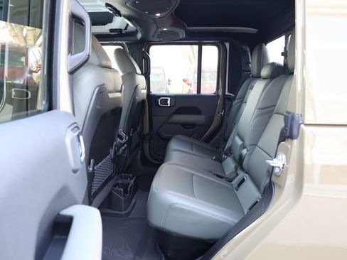 New 2026 Jeep Gladiator Mojave AWD/4WD image 23