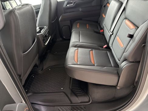 Used 2025 GMC Sierra 1500 AT4 w/ AT4 Premium Package image 27