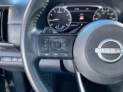 Used 2022 Nissan Pathfinder SL w/ Lighting Package (N92) image 19