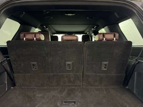 Used 2024 Ford Expedition Limited image 36