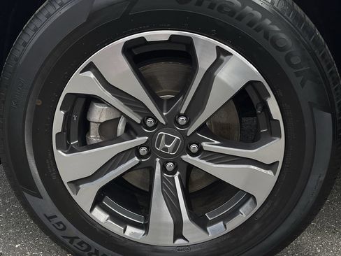 Used 2020 Honda CR-V LX image 10