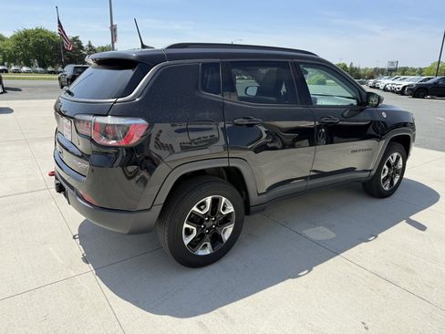 Used 2018 Jeep Compass Trailhawk w/ Leather Interior Group AWD/4WD image 8