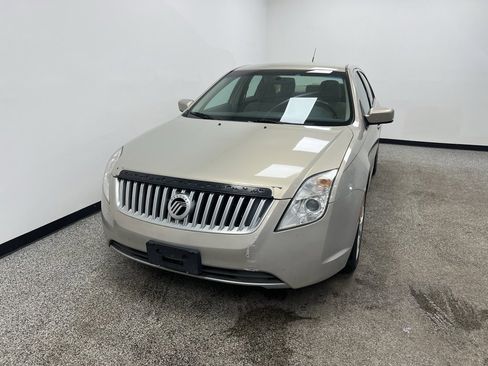 Used 2010 Mercury Milan image 3