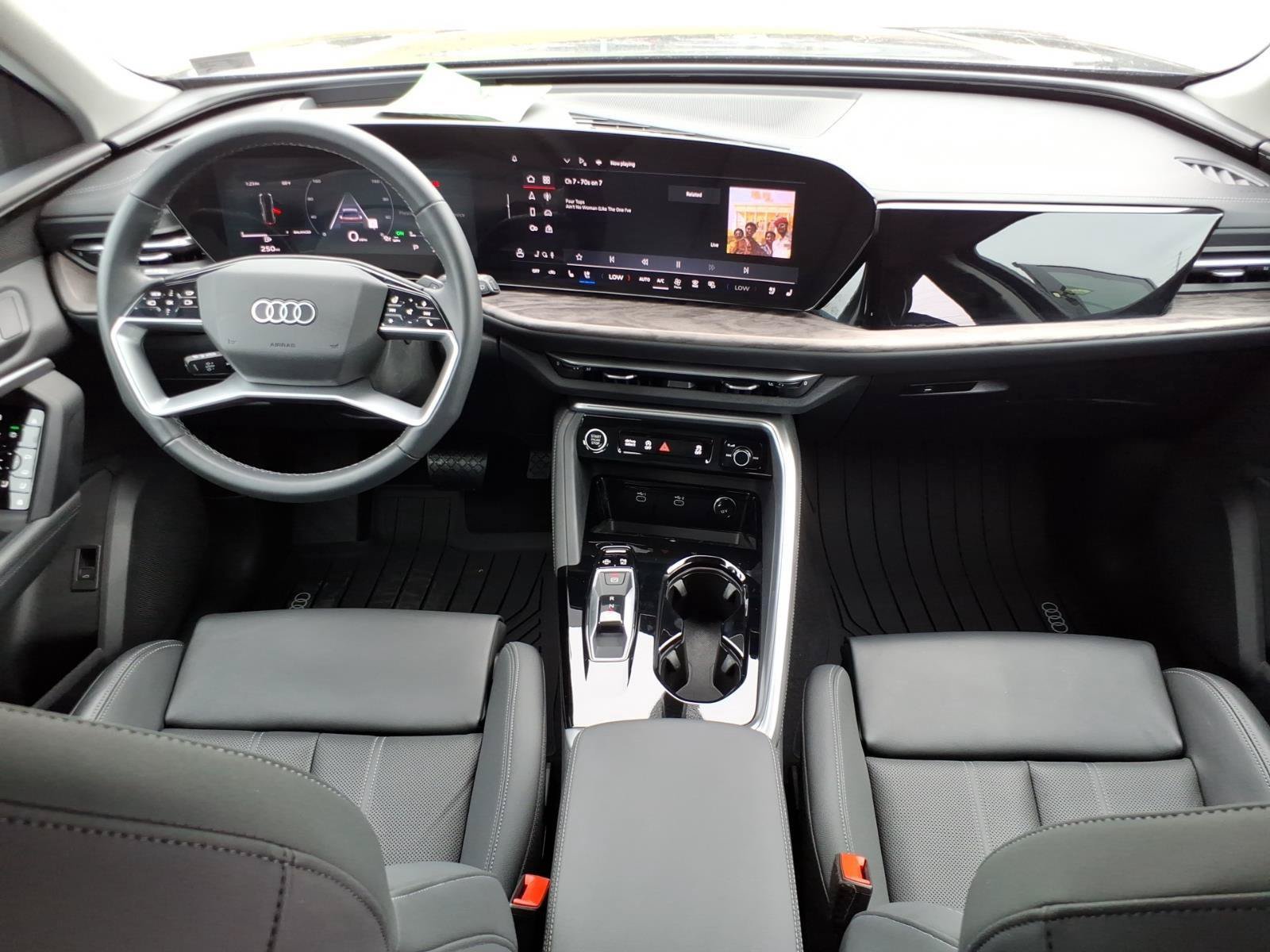 Certified 2025 Audi Q5 Premium Plus AWD/4WD image 28