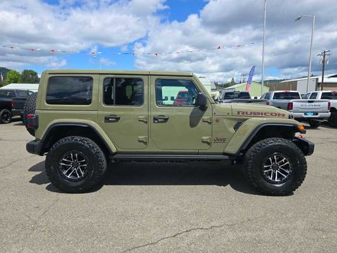 New 2026 Jeep Wrangler Unlimited Rubicon AWD/4WD image 6