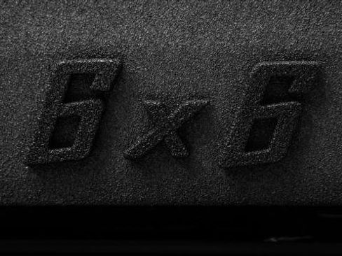 Used 2025 Jeep Gladiator Sport image 30