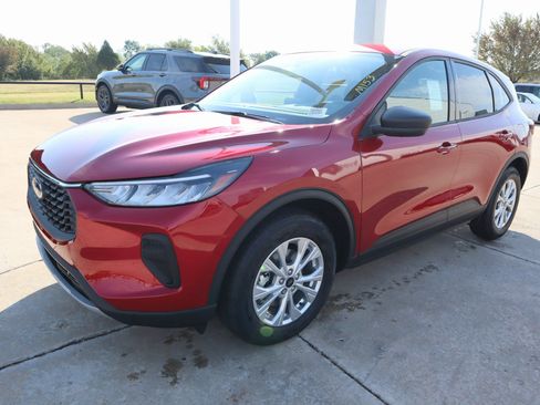 New 2026 Ford Escape Active FWD image 10