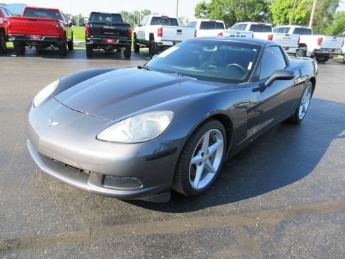 Used 2013 Chevrolet Corvette Coupe RWD image 9