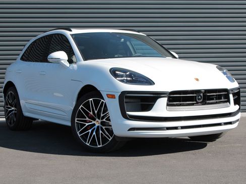 New 2026 Porsche Macan S image 7