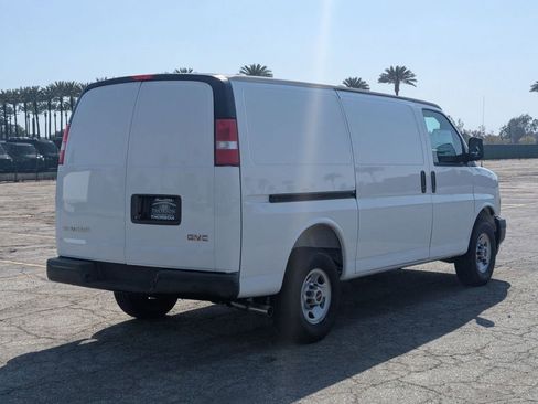 New 2026 GMC Savana 2500 w/ Driver Convenience Package image 7