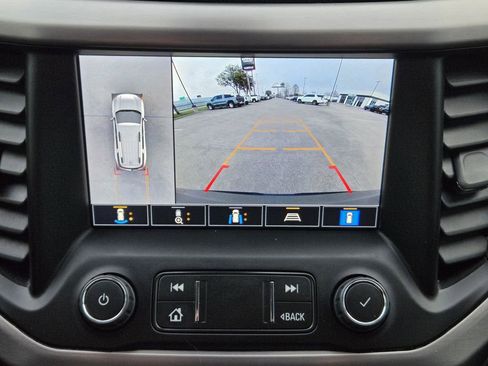 Used 2023 GMC Acadia AT4 w/ Technology Package AWD/4WD image 15