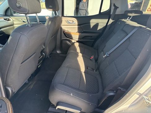 Used 2019 GMC Acadia SLE image 34